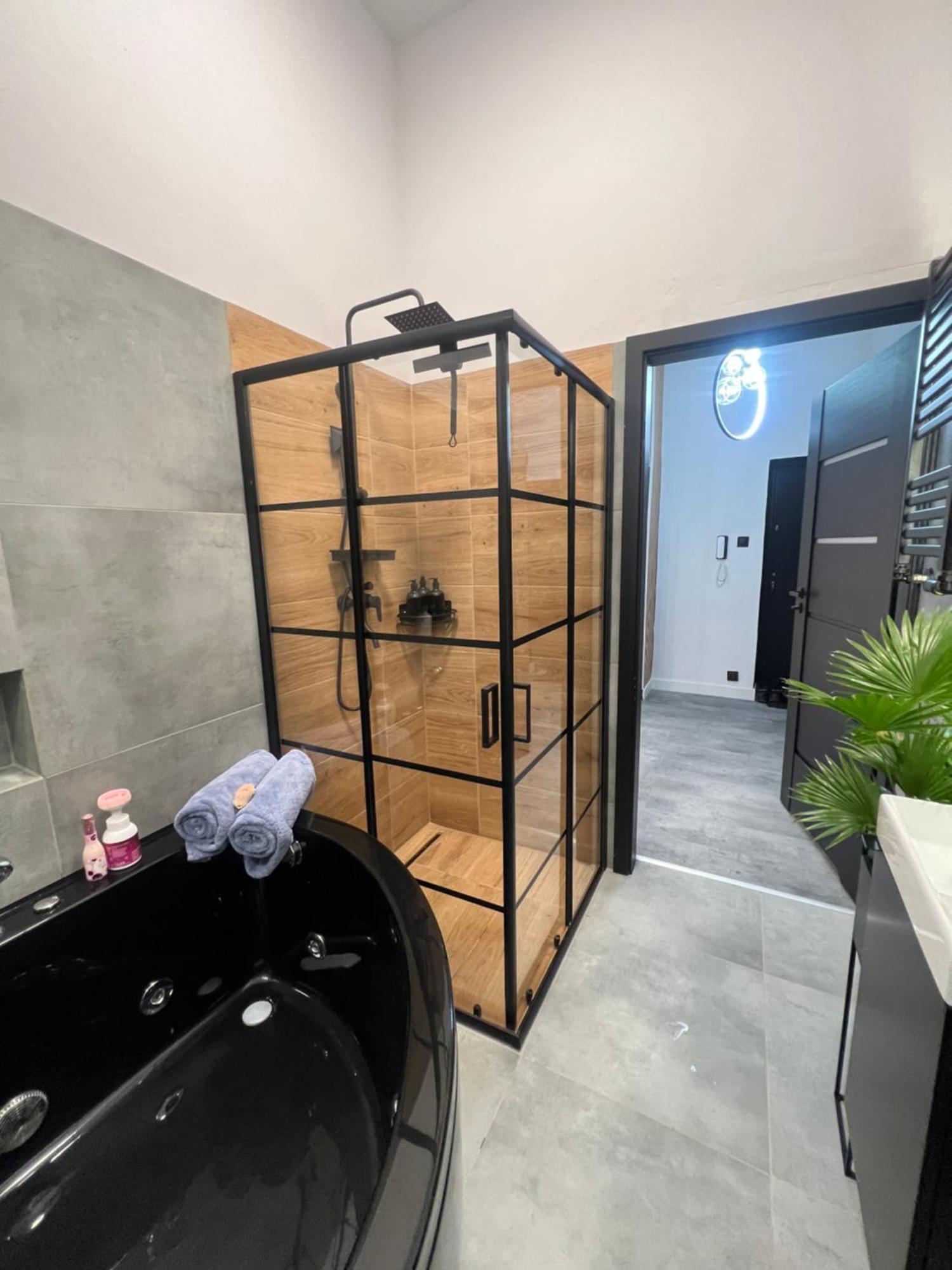 Loft W Centrum Z Jacuzzi Breslau Exterior foto