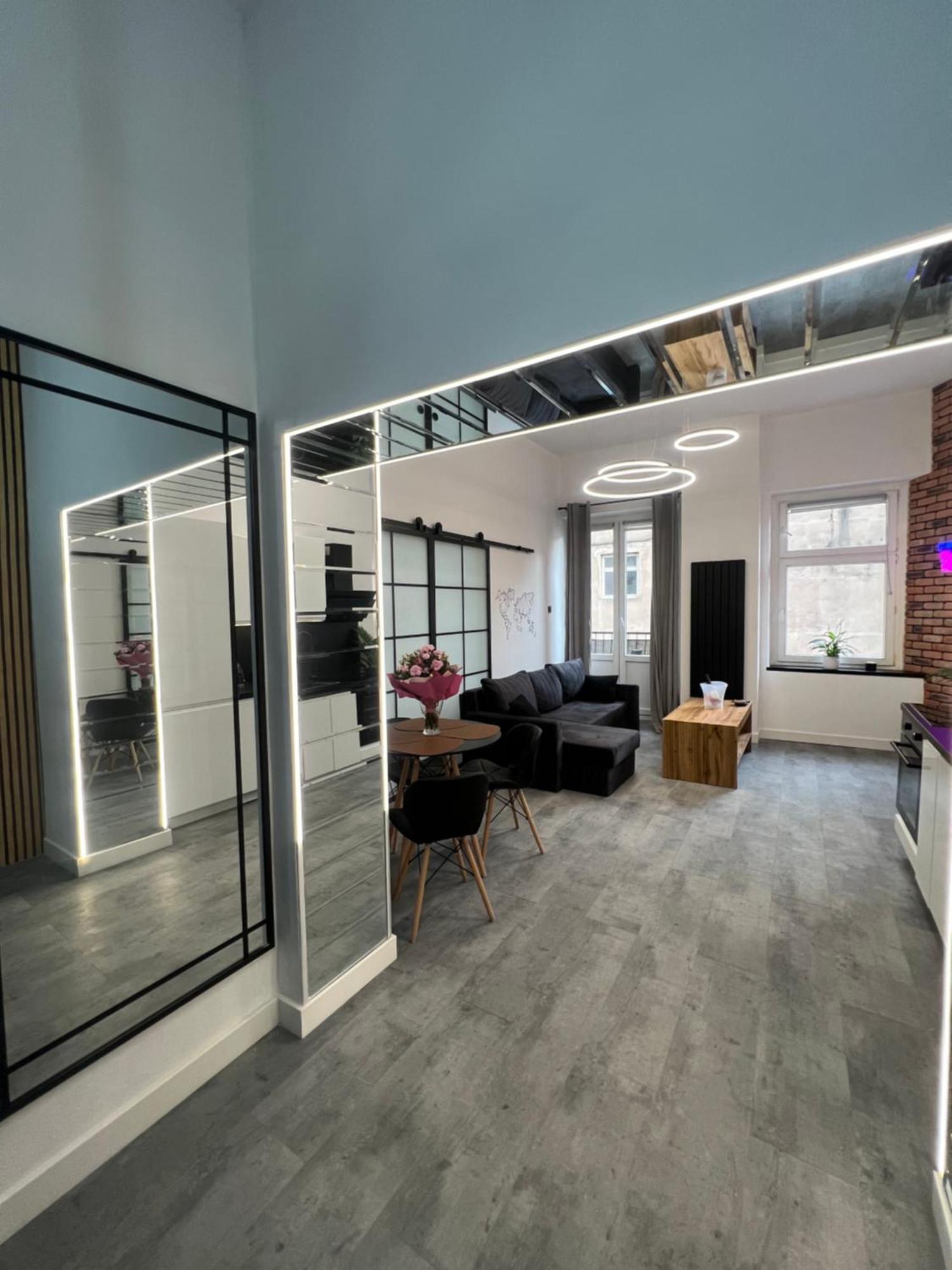 Loft W Centrum Z Jacuzzi Breslau Exterior foto