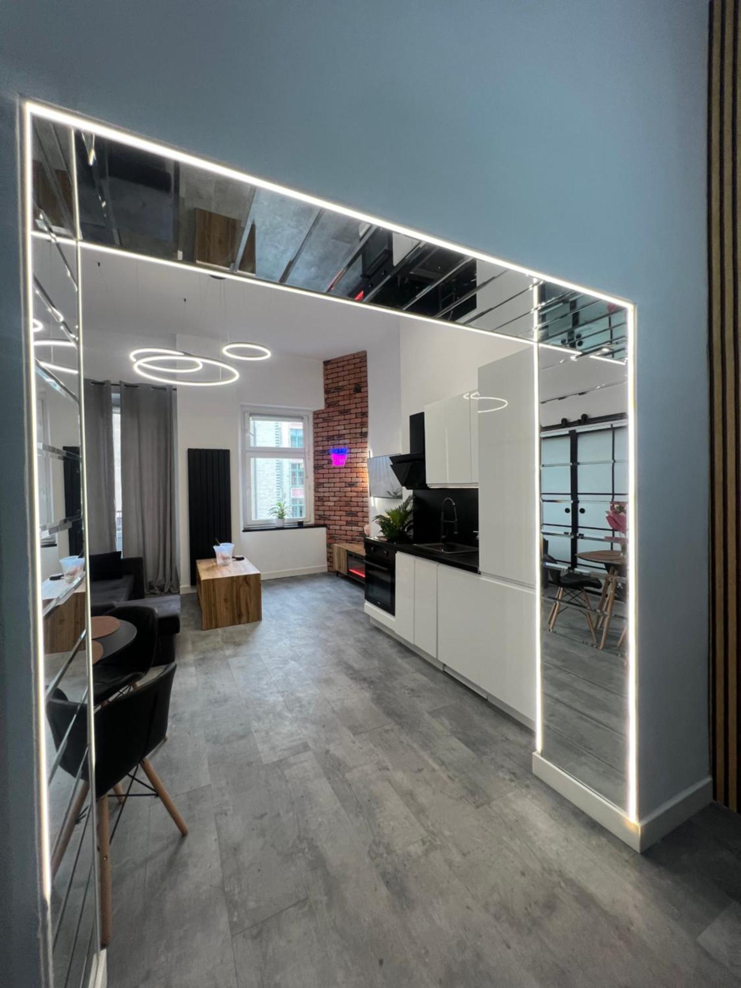Loft W Centrum Z Jacuzzi Breslau Exterior foto